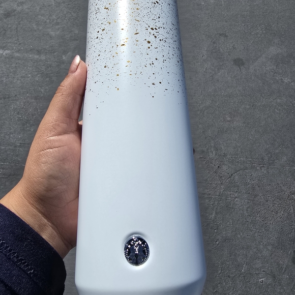 Starbucks White and Gold Tumbler - Picture 2 of 10